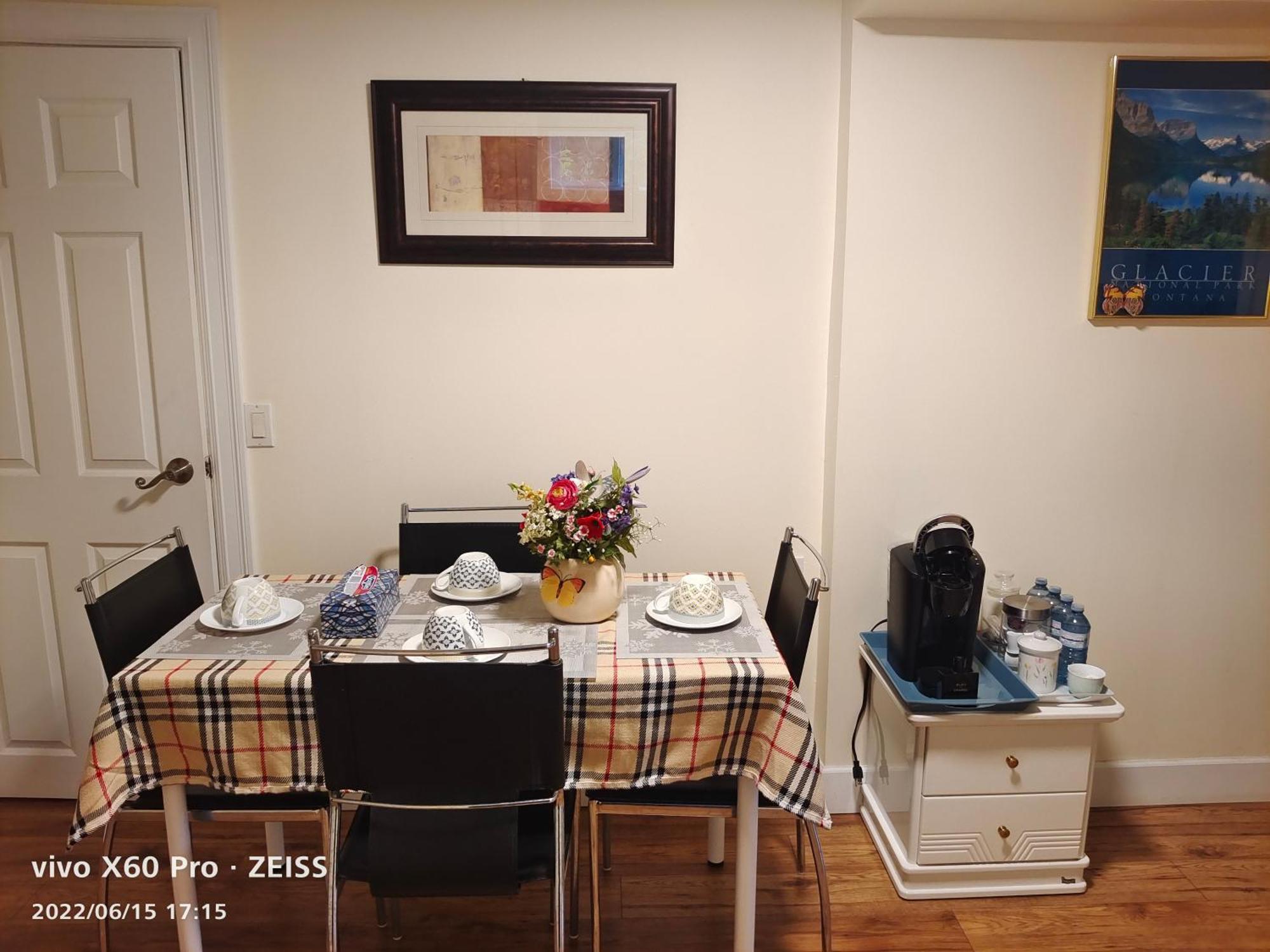 Romantic Homestay Coquitlam Chambre photo
